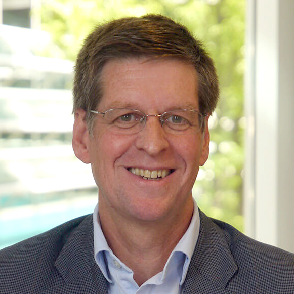Headshot of Murray Stewart